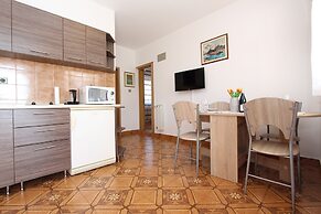 Apartments Folo