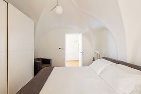 Santo Stefano Elegant Apartment