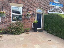 Charming Green Retreat in Idyllic Eccleston