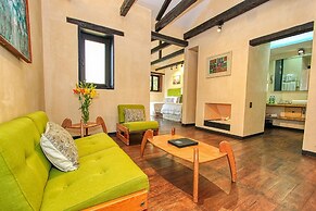 UVENCE GARDEN HOTEL