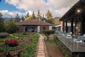 UVENCE GARDEN HOTEL