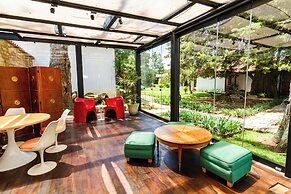 UVENCE GARDEN HOTEL