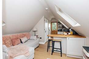 Hygge Lodge - From 110 Per Night