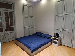 J Square Hostel