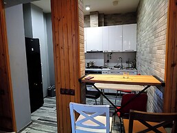 J Square Hostel