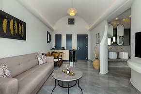 Kudos Suites Firostefani