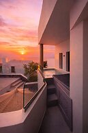 Kudos Suites Firostefani