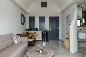 Kudos Suites Firostefani