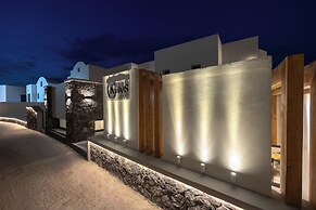 Kudos Suites Firostefani