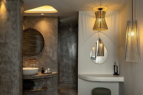 Kudos Suites Firostefani
