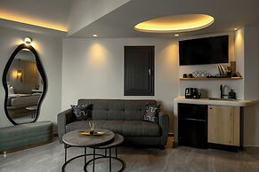 Kudos Suites Firostefani