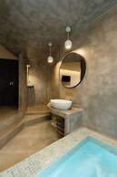 Kudos Suites Firostefani