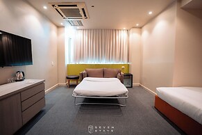 Seven Stays Maadi