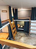 AP BUTANG HOSTEL