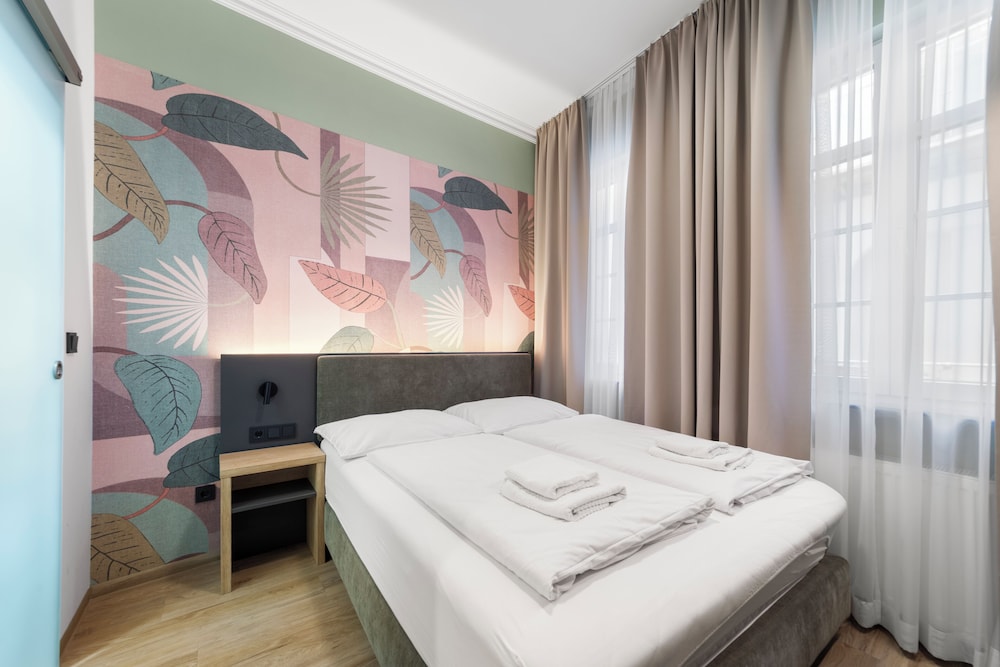 Sona Design Rooms City Center