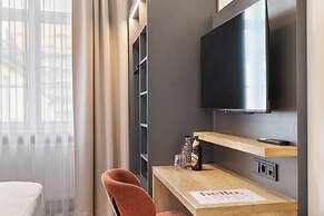 Sona Design Rooms City Center
