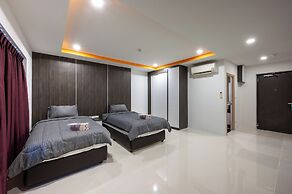 New Nordic Suite 6 by Apartwell