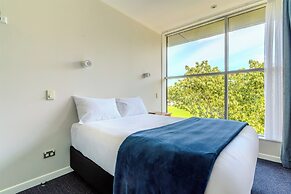Hamilton Motel 2025 Limited