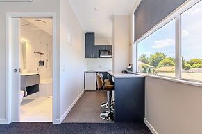 Hamilton Motel 2025 Limited