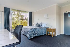 Hamilton Motel 2025 Limited