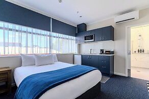 Hamilton Motel 2025 Limited