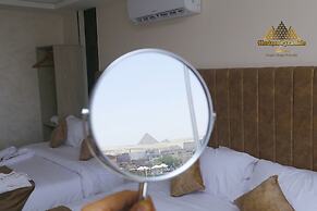 Horizon Pyramids view inn