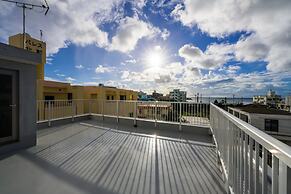 Araha Beachway Inn