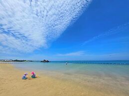 Araha Beachway Inn