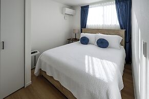Araha Beachway Inn