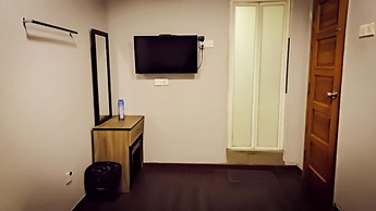 Moon Night Hotel