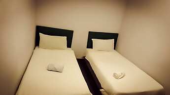 Moon Night Hotel