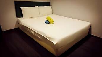 Moon Night Hotel