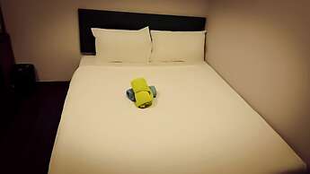 Moon Night Hotel