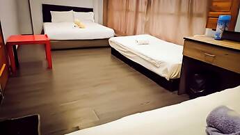 Moon Night Hotel