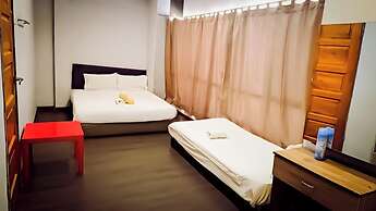 Moon Night Hotel