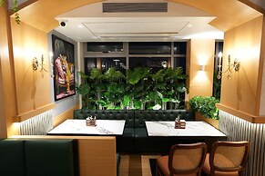 Hotel Golden Nest - Thane