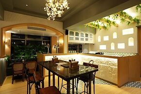 Hotel Golden Nest - Thane