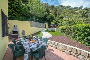 Villa Monte Enrico - Pool And Whirlpool