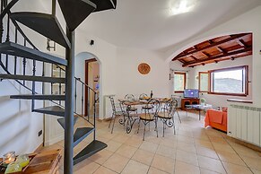 Villa Monte Enrico - Pool And Whirlpool
