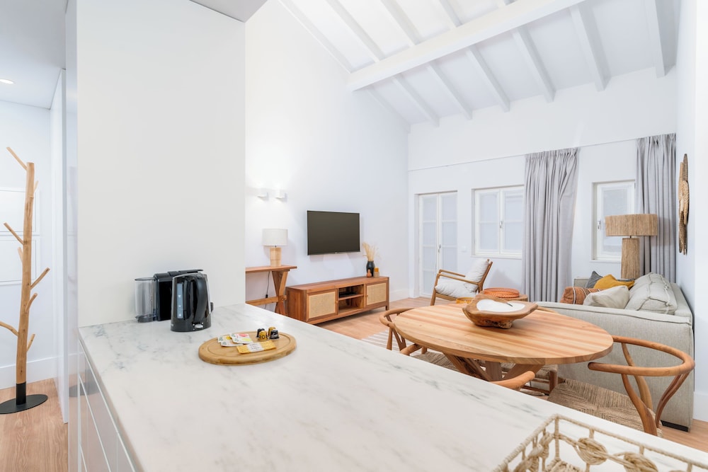Limehome Evora Rua de Machede 52