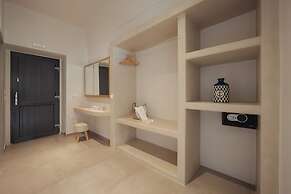 Galaria Serenity Suites