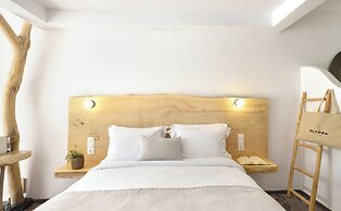 Olympa Suites