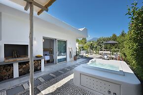 Olympa Suites