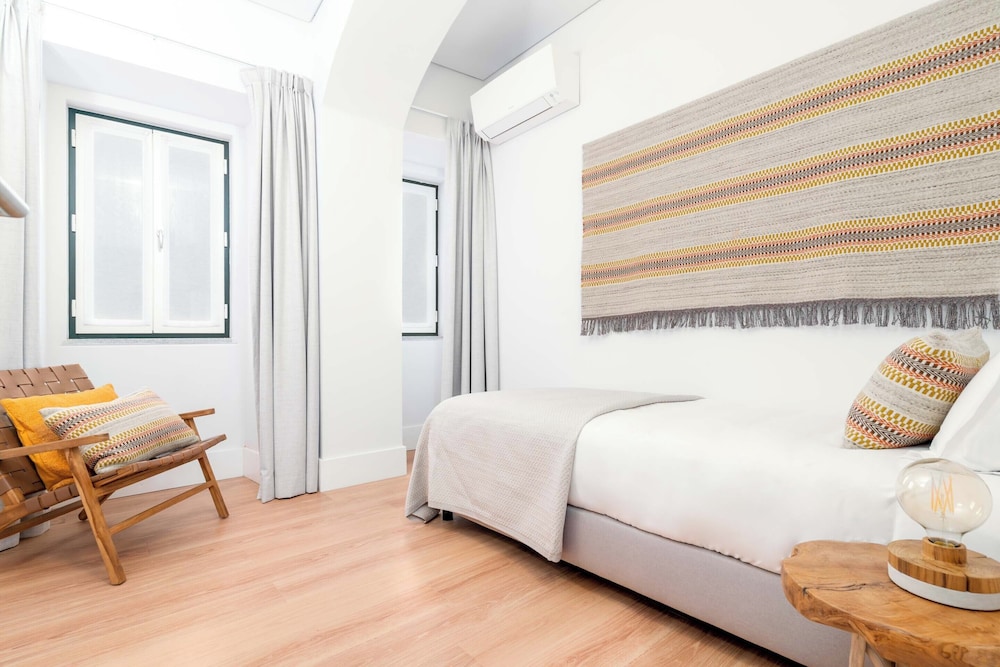 Limehome Evora Rua de Machede 61