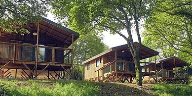 Le Jardin Saint Germain Lodges & Events