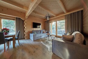 Tatra Wood House Boutique
