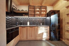 Tatra Wood House Boutique