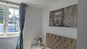 Tranquil Studio Retreat With Free Parking