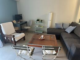 Marikes Beach Apartment