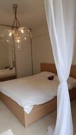 Marikes Beach Apartment